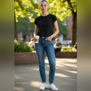 SALE Loft Outlet EUC Sz.‎ S Black Short Sleeve T-shirt Sz S.